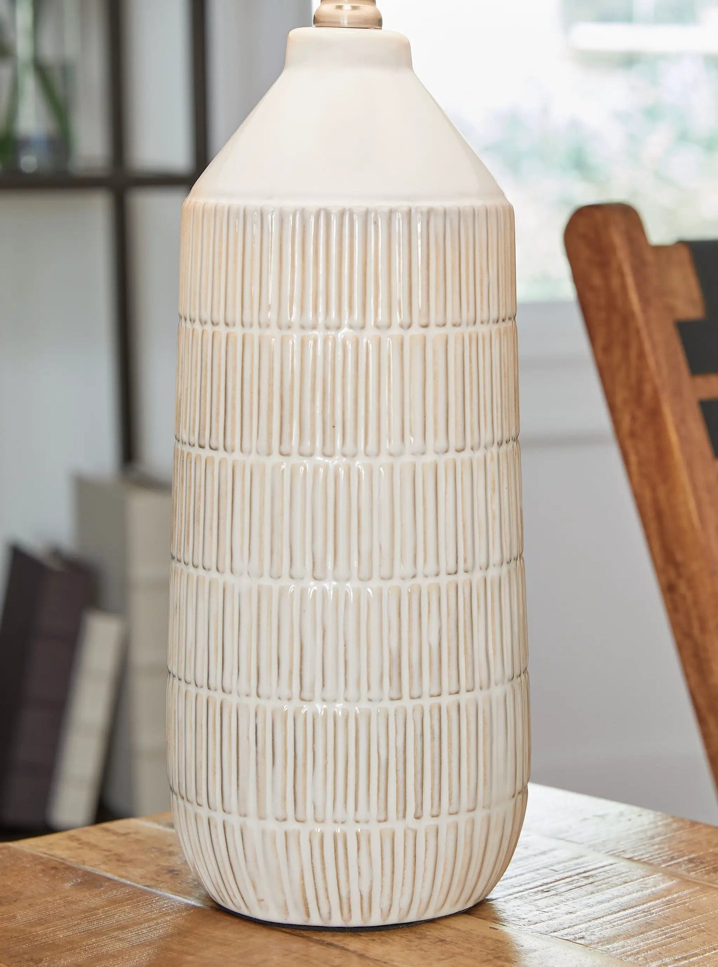 Willport Ceramic Table Lamp Set of 2 Off White