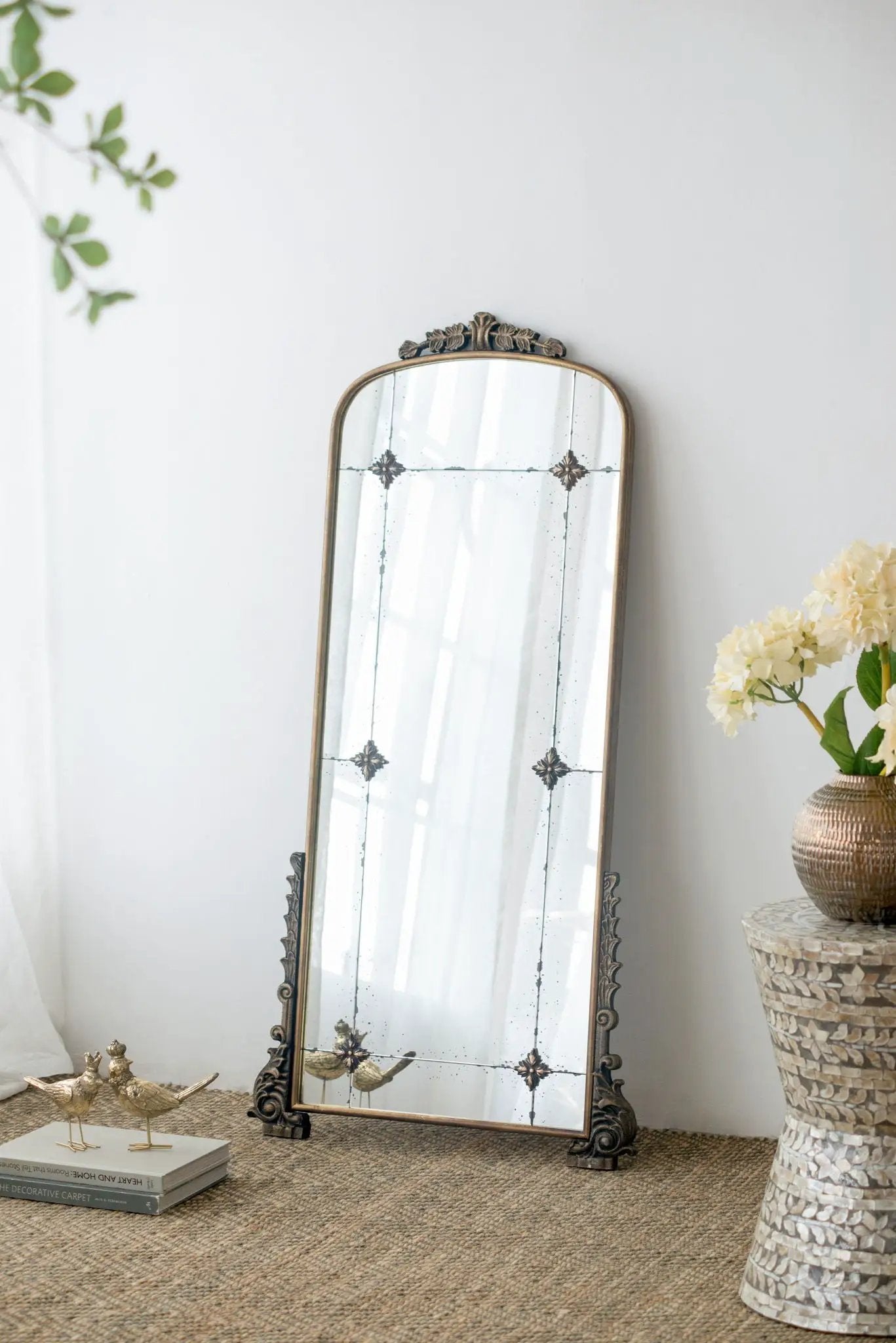 Antique Arched Mirror with Metal Frame and Gold