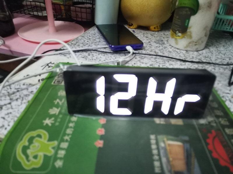 Stevvex acrylic mirror LED desk clock with 12Hr display on Tampa Home & Garden Store