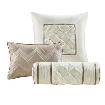 Elegant 7 Piece Tufted Comforter Set For A Queen