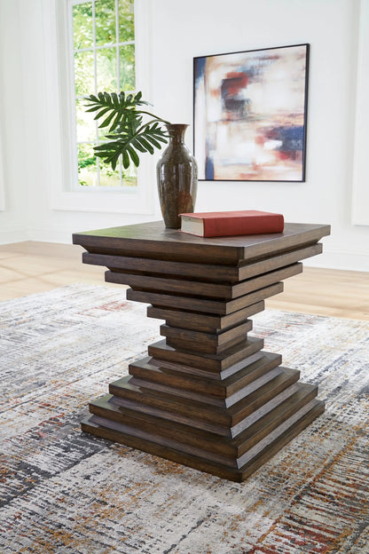 Hannodream Square End Table in Warm Brown