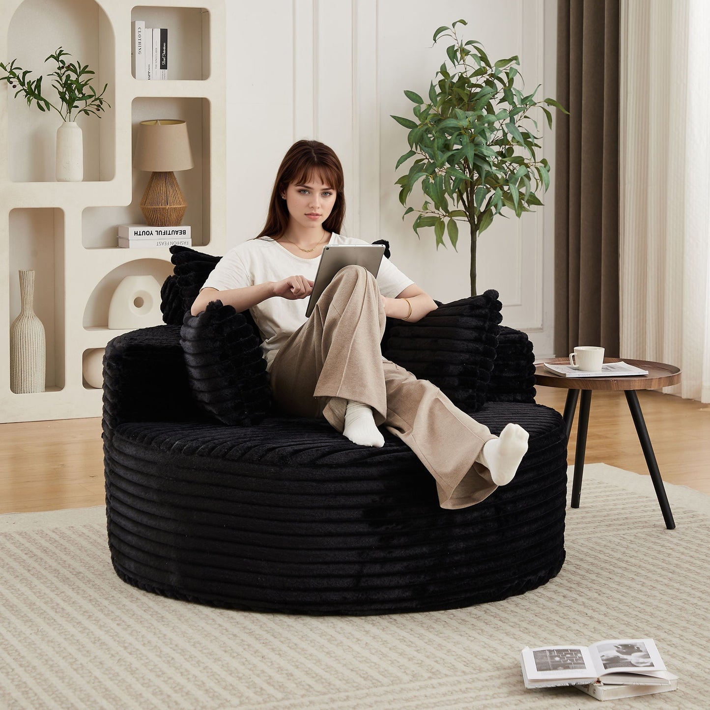 Modern single sofa with a backrest pillow