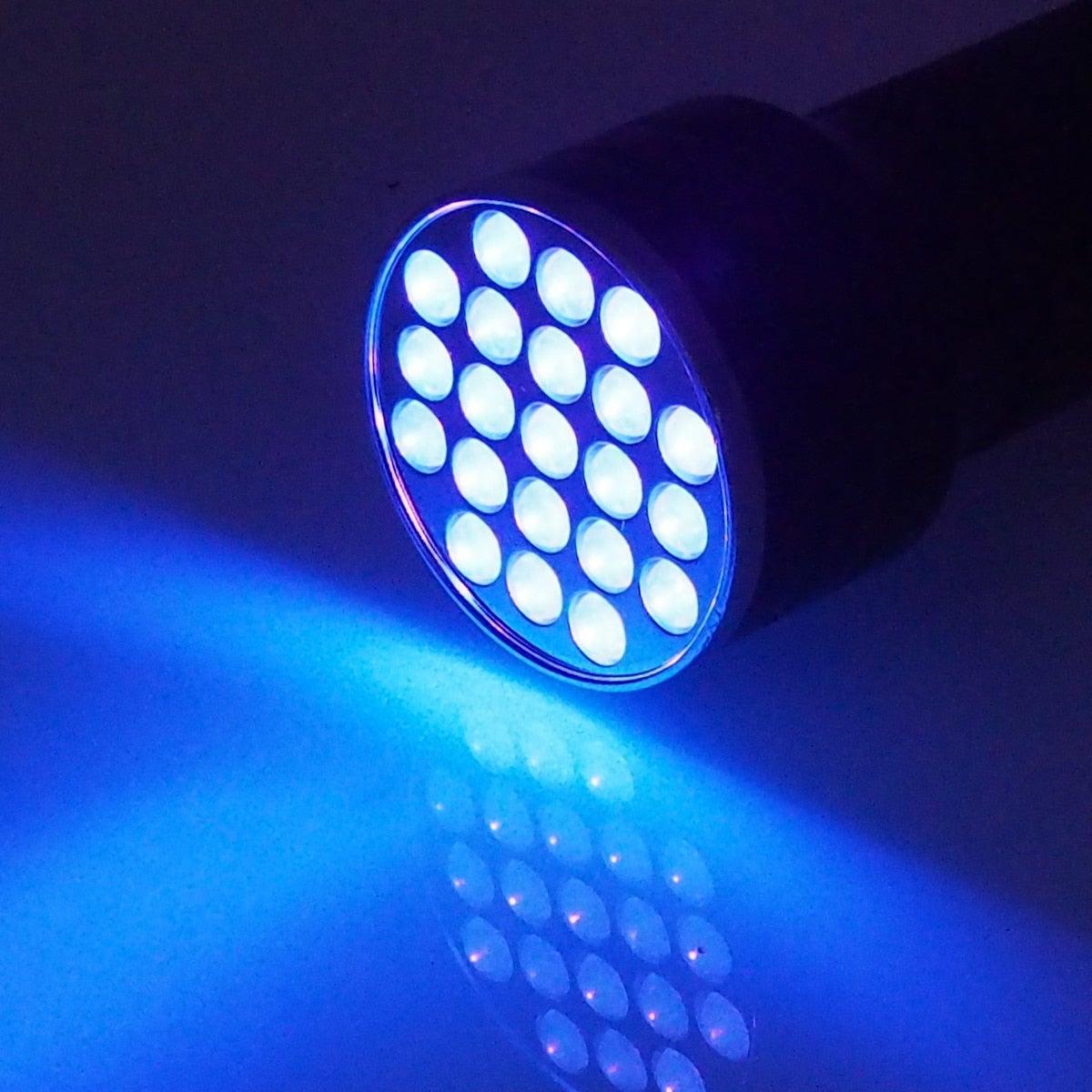 Adjustable UV flashlight 21LED handheld black light by Stevvex ST4LMAPQ120 on Tampa Home & Garden Store