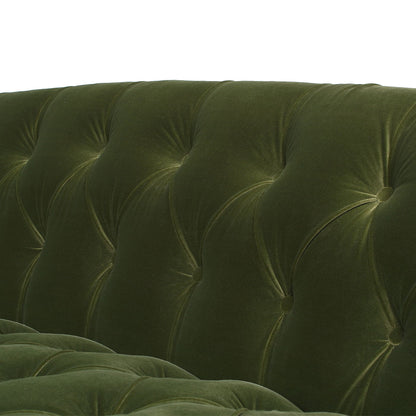 La Rosa Victorian Tufted Chesterfield Sofa