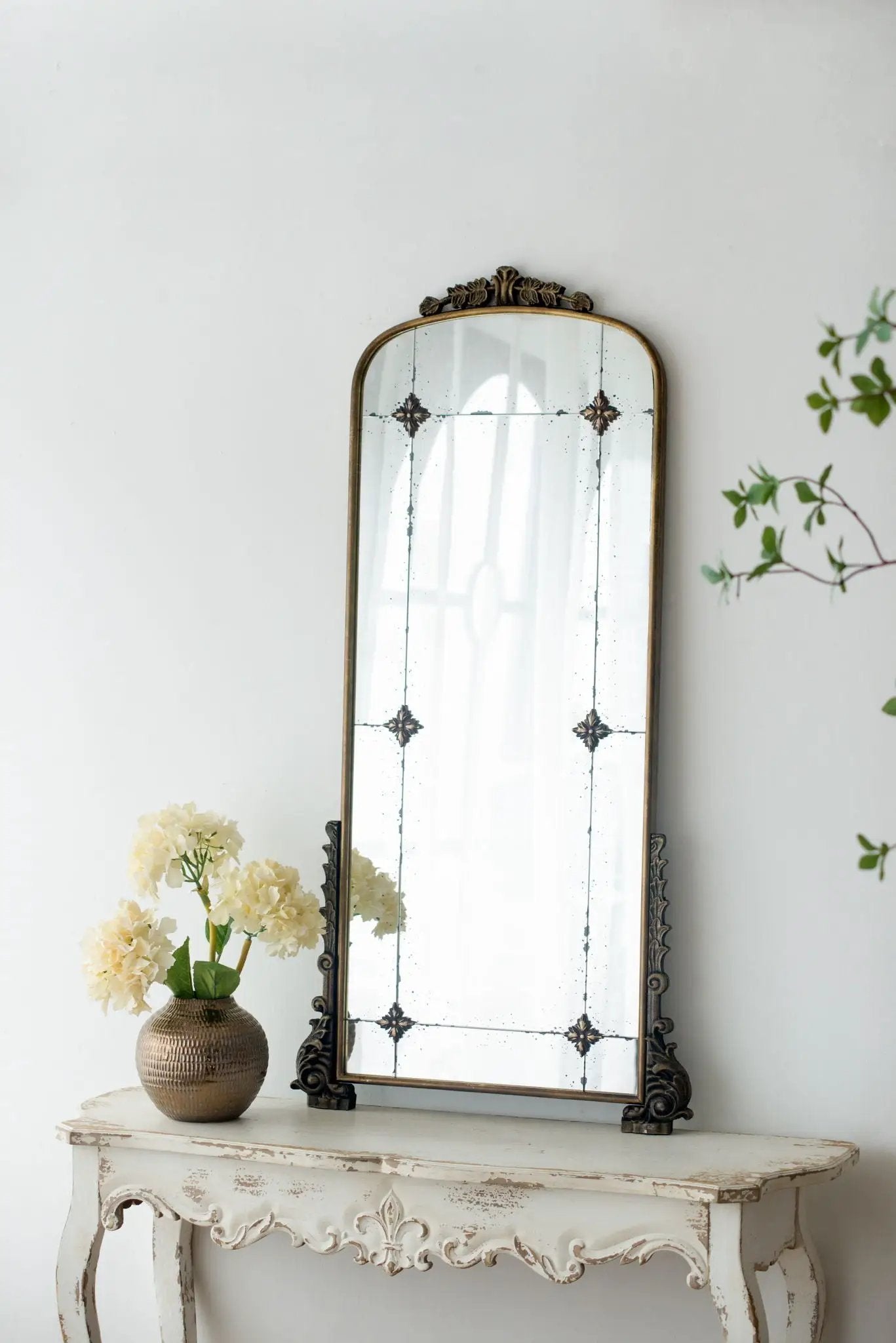 Antique Arched Mirror with Metal Frame and Gold