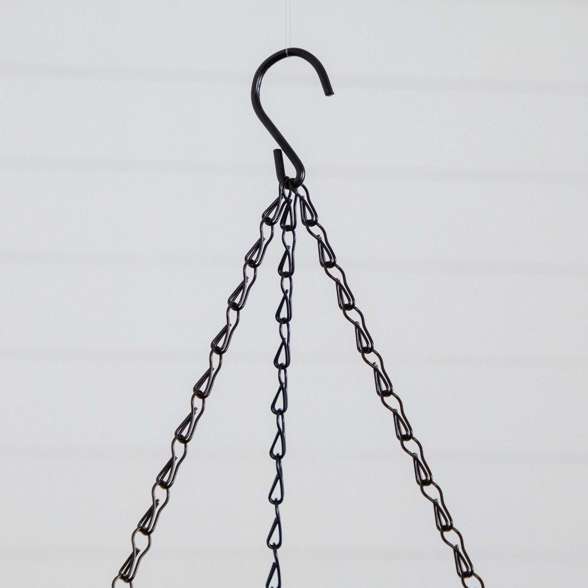 Hanging basket chains in black metal by Nearly Natural for indoor outdoor use on Tampa Home & Garden Store