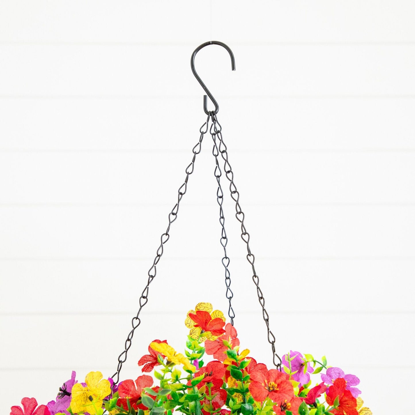 24in UV-Resistant Artificial Daisy Hanging Basket Kit Set of 2 for indoor/outdoor on Tampa Home & Garden Store