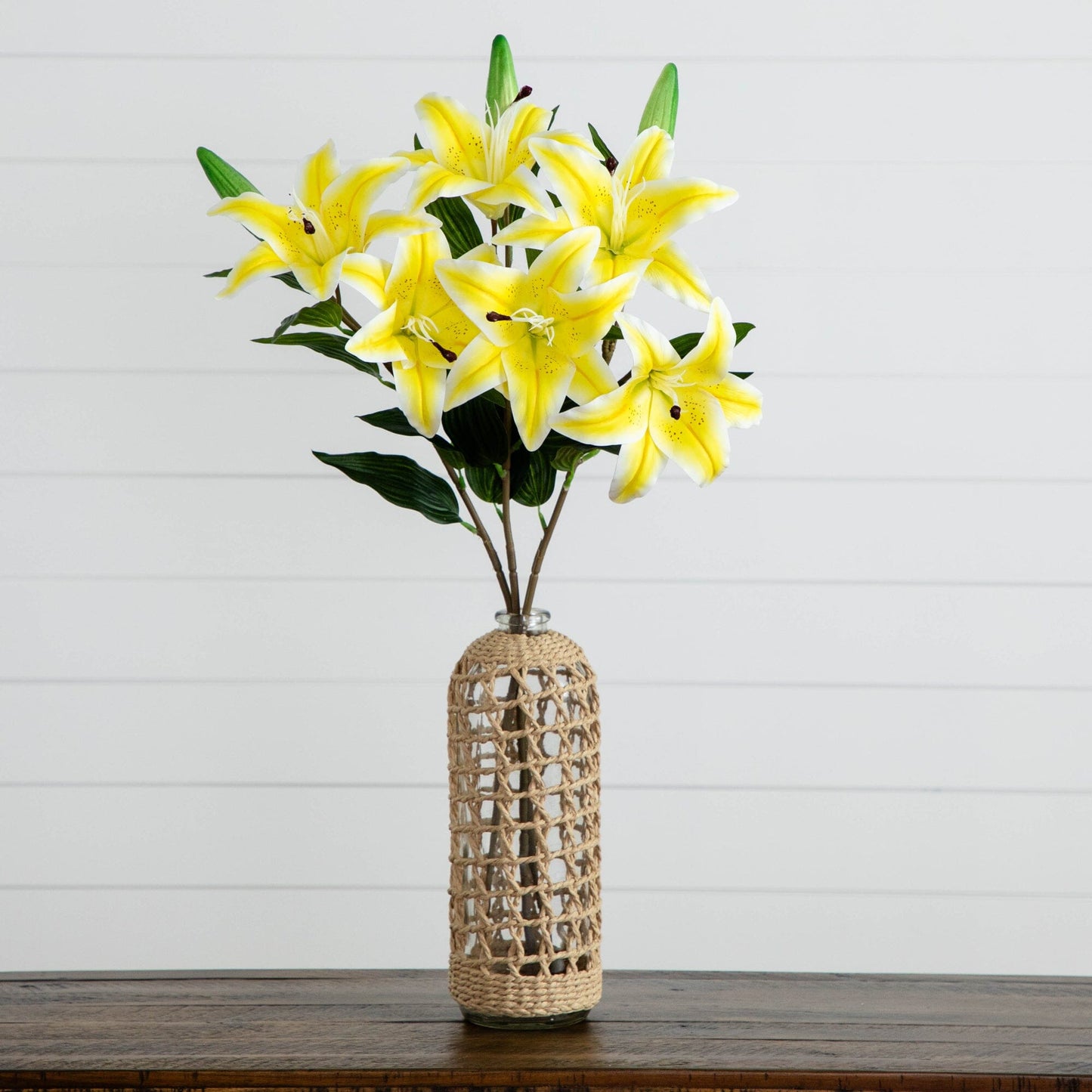 Tallos de flores de lirio artificiales de 31" - Juego de 3