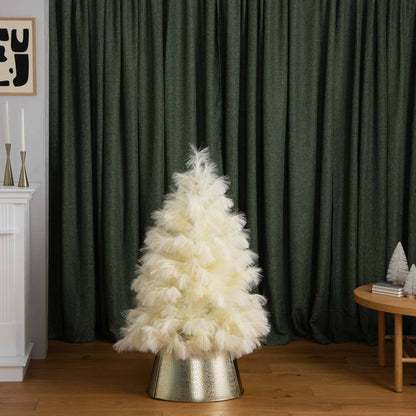 Artificial Off White Pampas and Christmas Tree