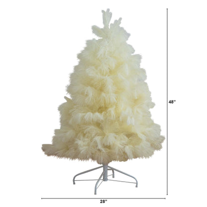 Artificial Off White Pampas and Christmas Tree