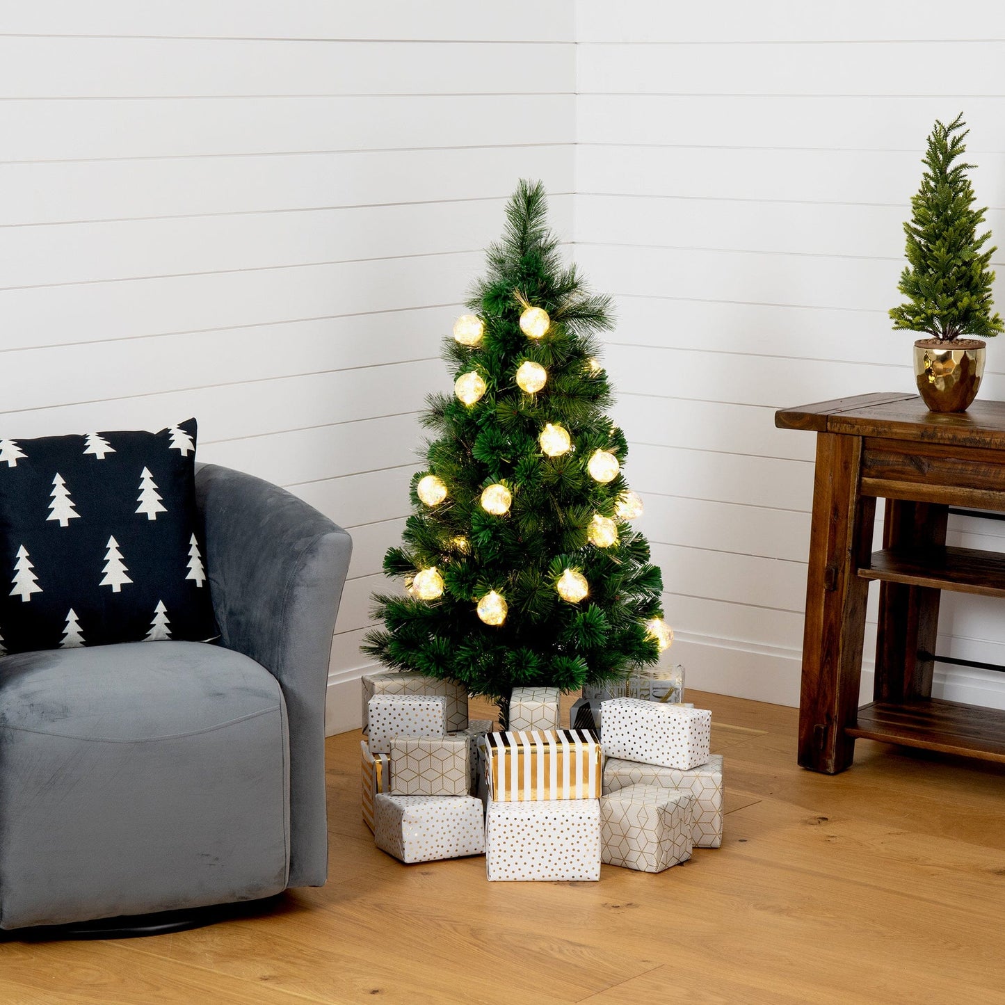 4ft Pre Lit Artificial Christmas Tree with Lights