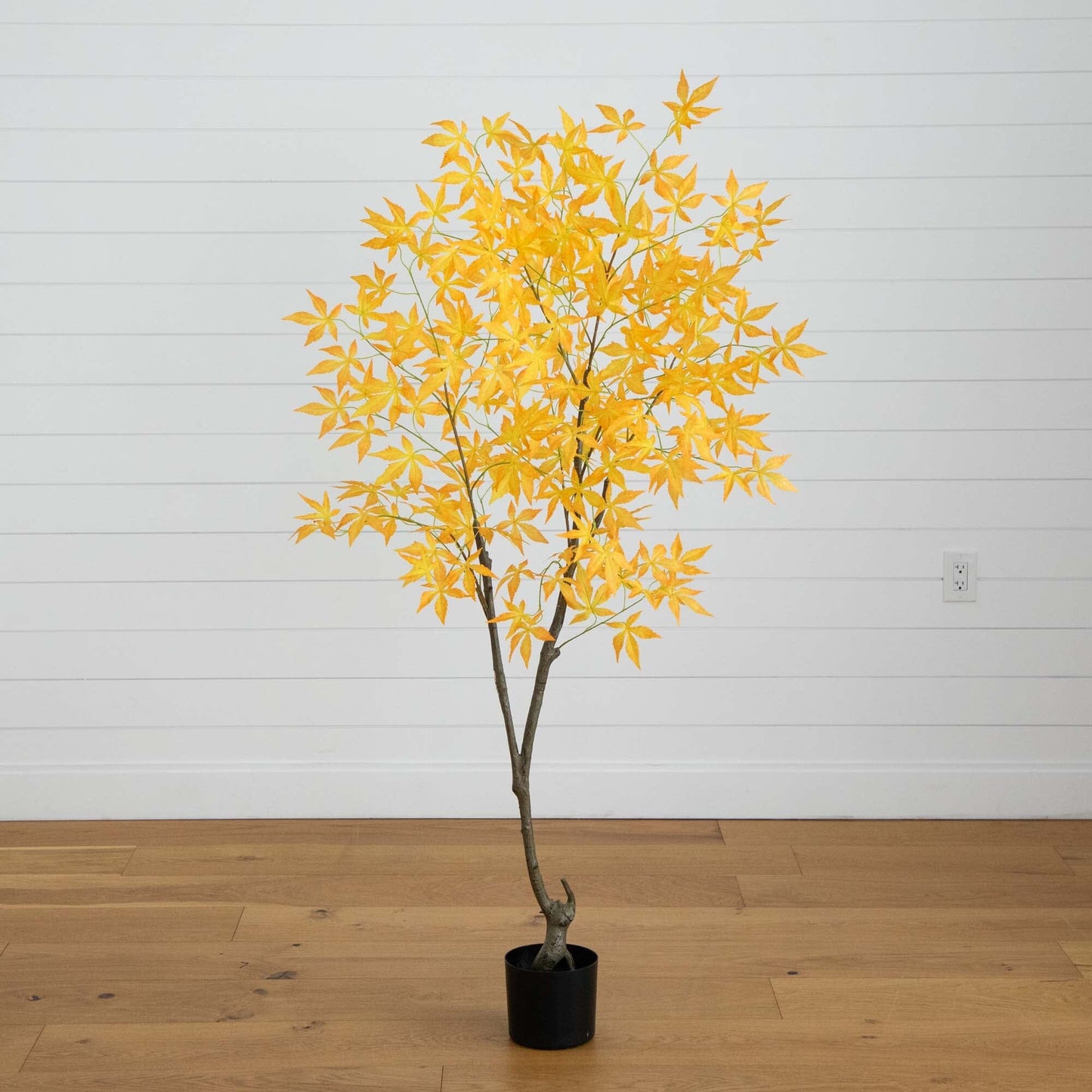 5 Foot Artificial Maple Tree and Fall Decor