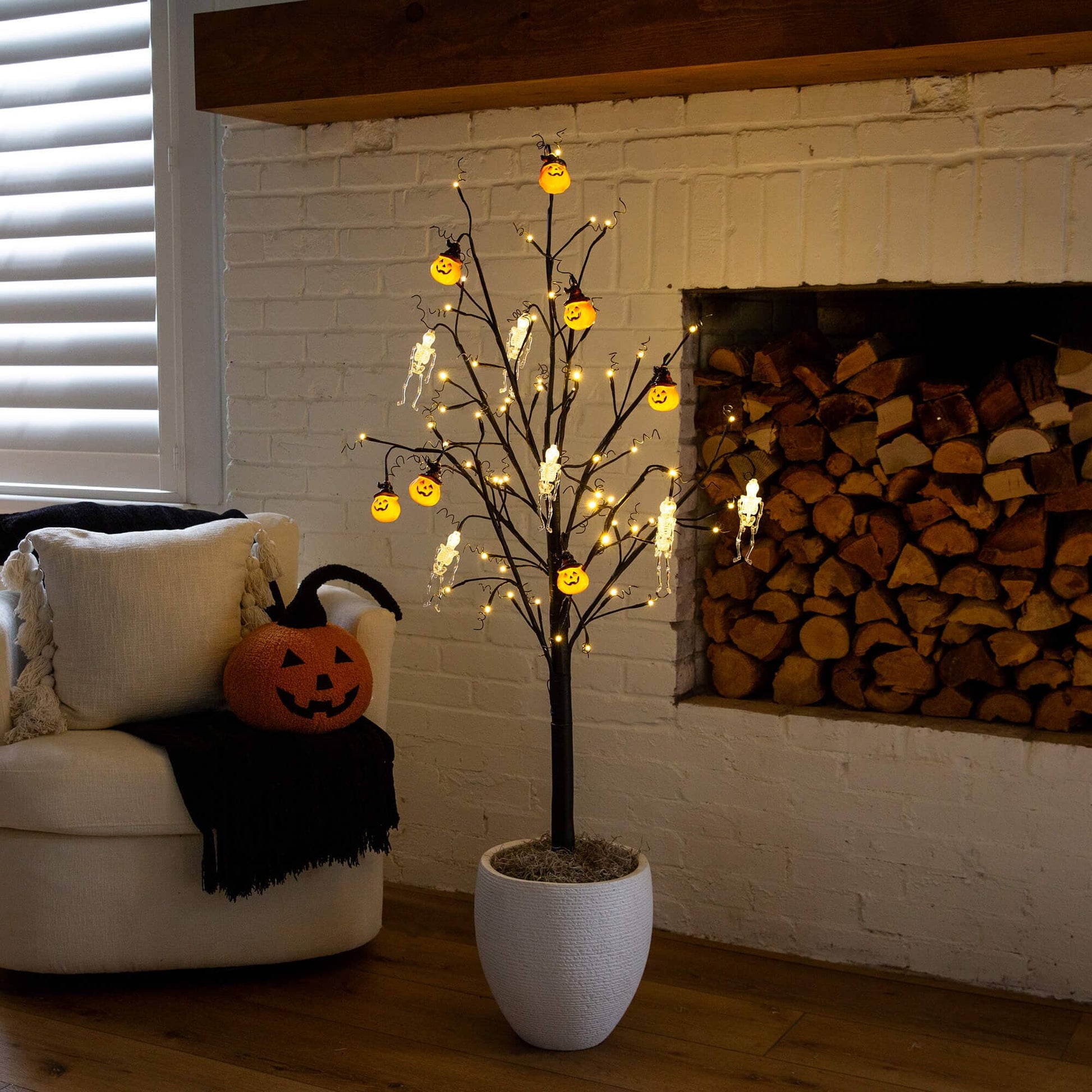 5' pre-lit Halloween pumpkins and skulls ornament tree with 72 warm white LEDs on Tampa Home & Garden Store
