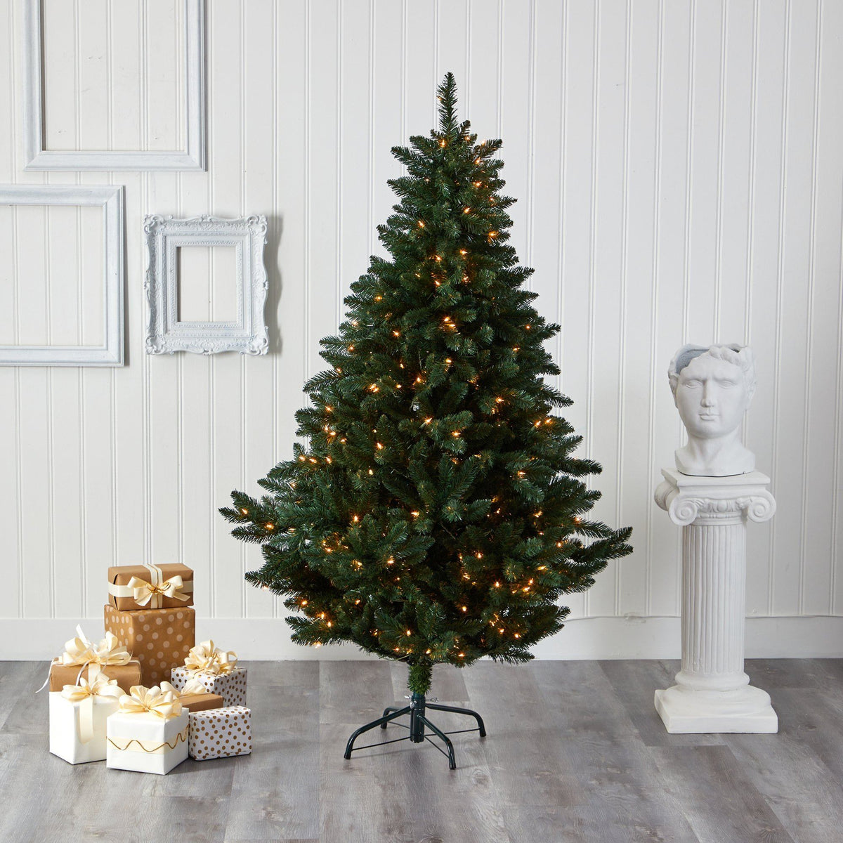 6 ft Northern Rocky Spruce Christmas tree with 300 lights and 838 bendable branches on Tampa Home & Garden Store