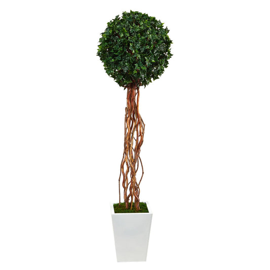 Hiedra Inglesa Artificial de 62” con Forma de Bola en Maceta de Metal Blanca (Para Interior/Exterior)