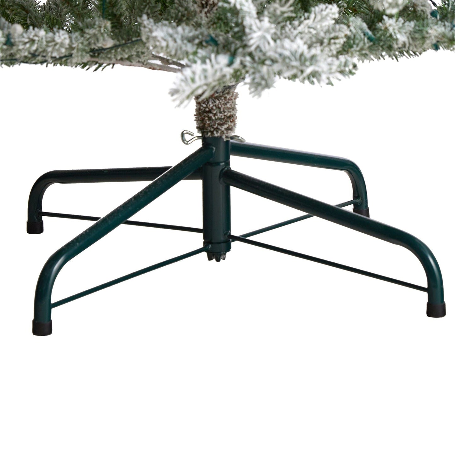 Árbol de Navidad artificial Slim Flocked Nova Scotia Spruce de 9.5 pies