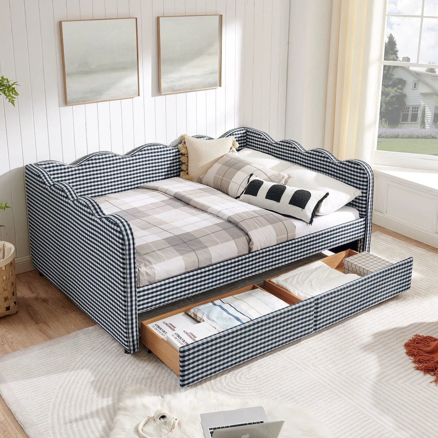 Gingham Daybed With USB Port and Wave Design