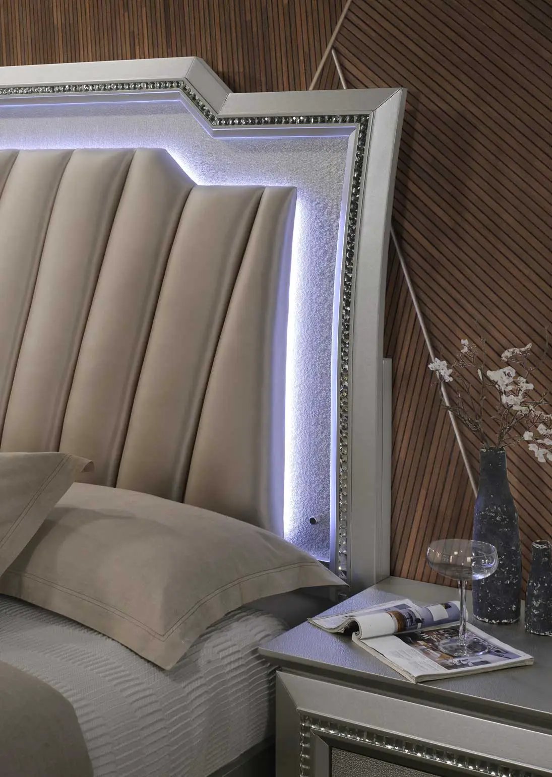 Kaitlyn Bed With Integrated LED Lighting Storage