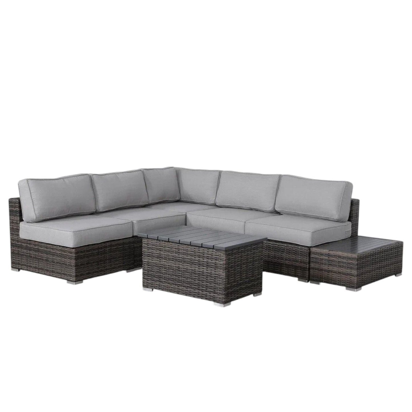 Comfortable Outdoor Sectional and Lounge Set