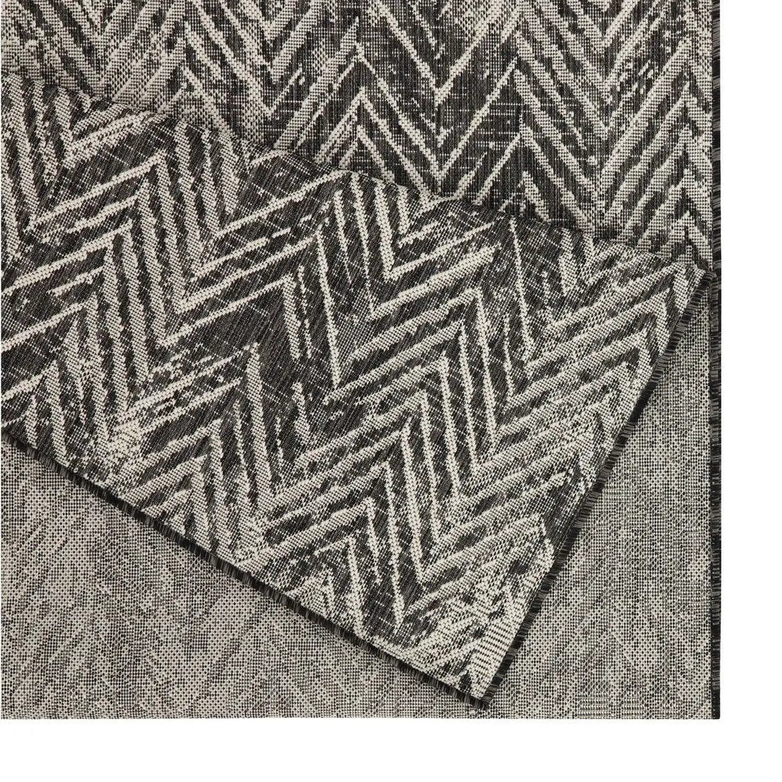 Sunshine runner rug 2'7" x 7'3" black and cream polypropylene by Unique Piece Furniture on Tampa Home & Garden Store