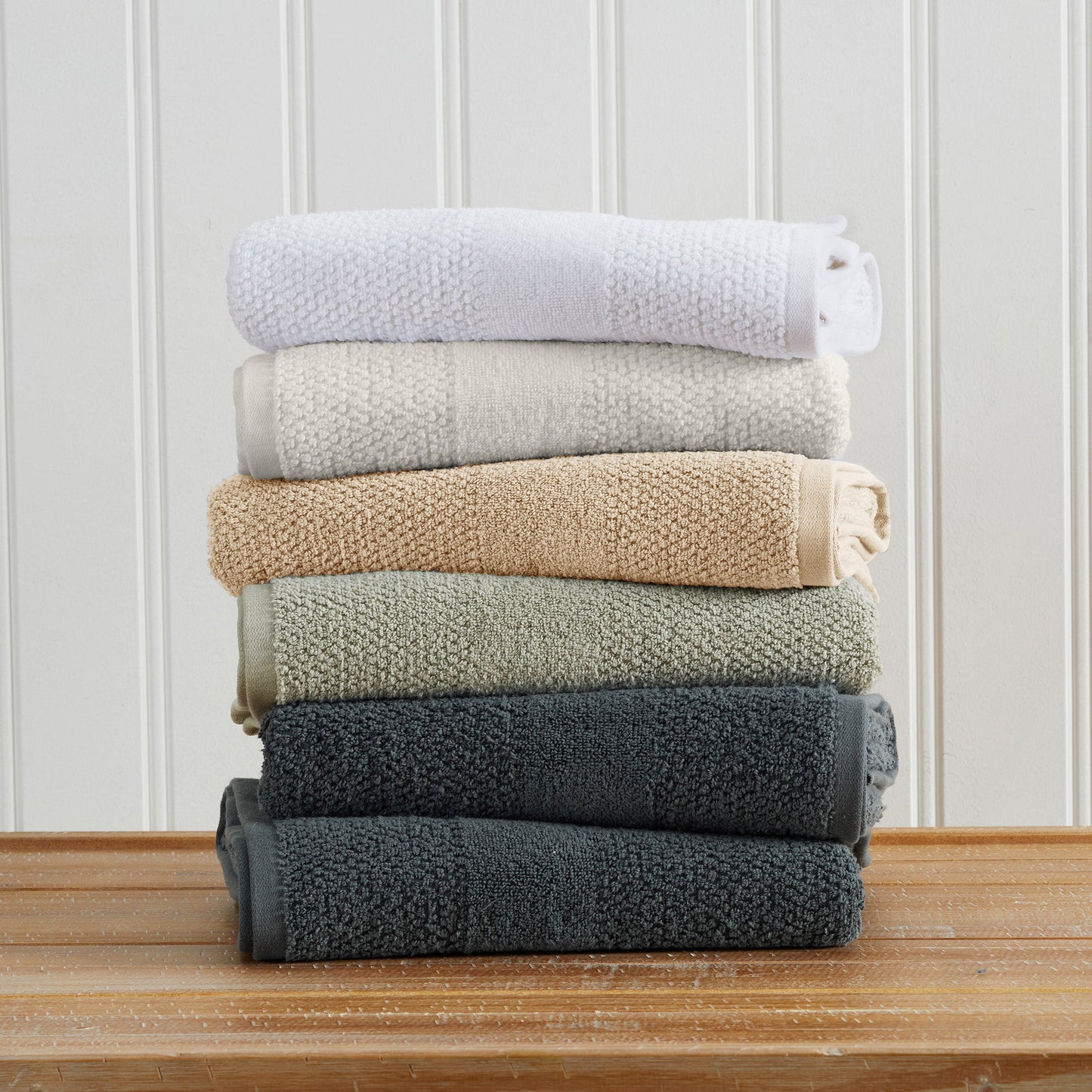 Pure Cotton Woven Bath Towel Set and a Soft Feel