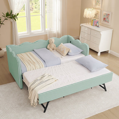Gingham Wave Daybed And Usb Charging Port
