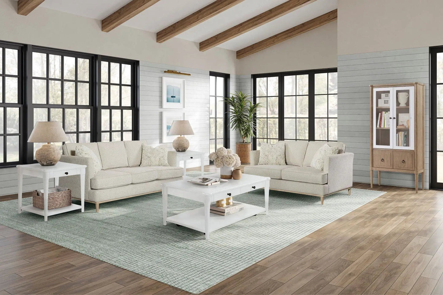 Sofa with 3 Reversible Cushions and 2 Pillows