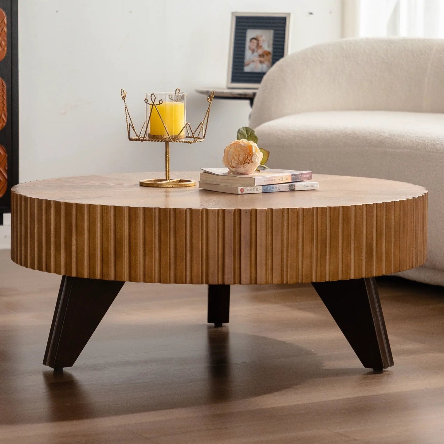 Round Retro Coffee Table with Solid Wood Legs