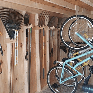 Rangement pour vélos – Support à outils pour abri de jardin pour un rangement efficace