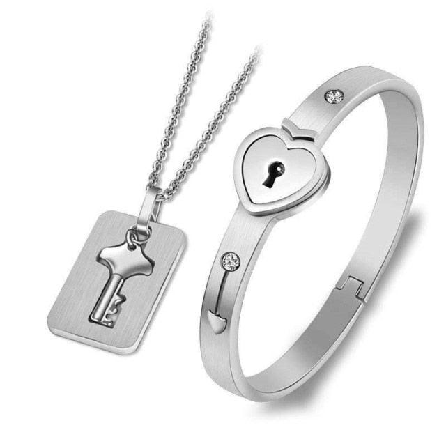 Bracelet and key pendant necklace set by Stevvex, stainless steel with heart lock, 2-piece on Tampa Home & Garden Store