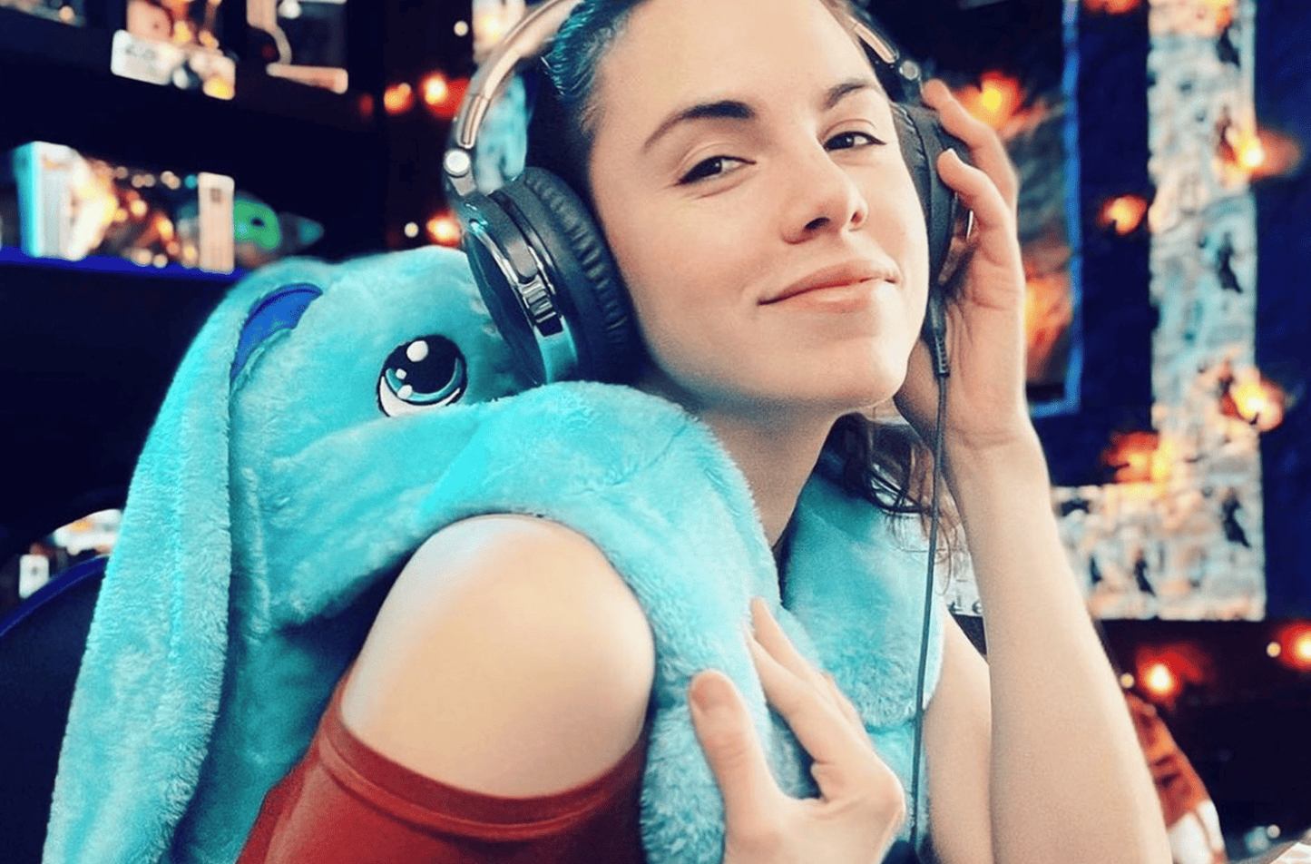 Moon Pal Weighted Plush Hug for a Peaceful Sleep