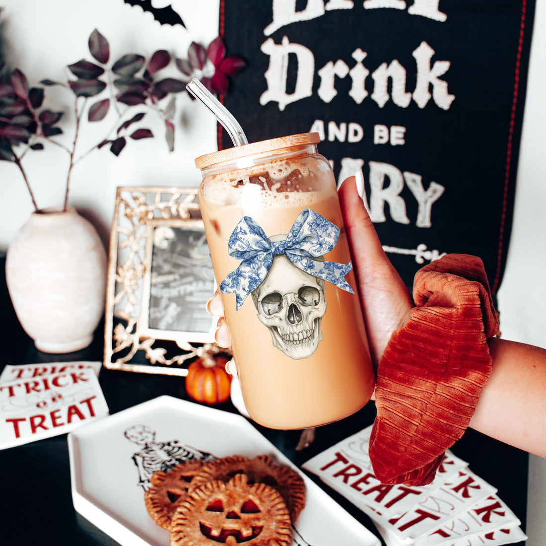 Blue and White Chinoiserie Bow Skull Tumbler