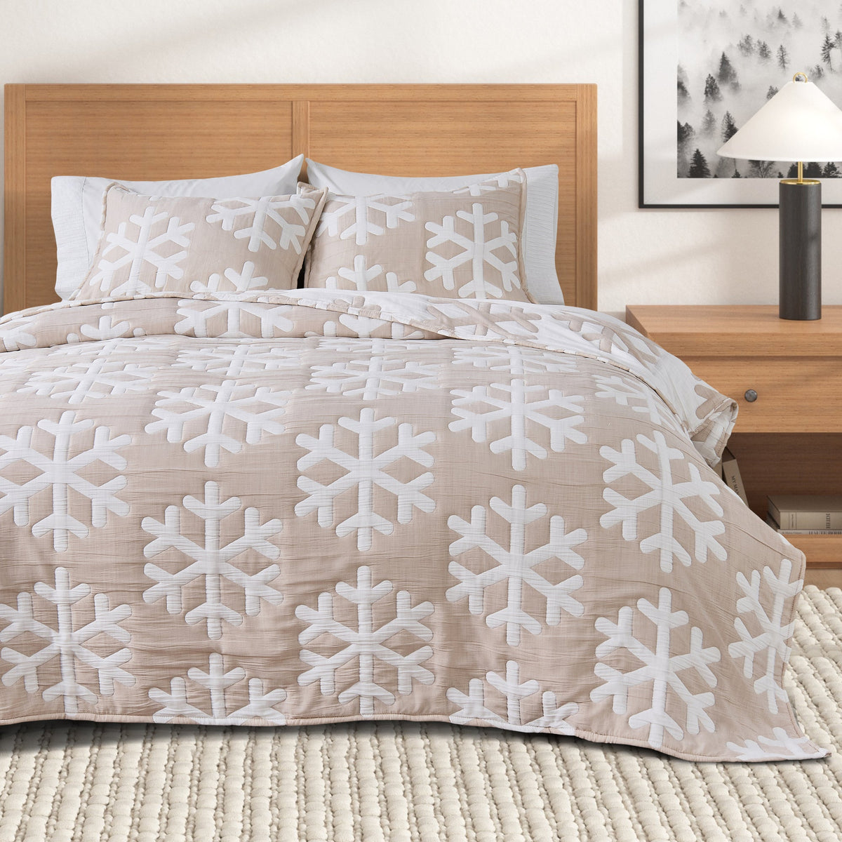 Matelassé Snowflake Quilt Set - Nino Collection by Great Bay Home, beige with white snowflake motif on Tampa Home & Garden Store