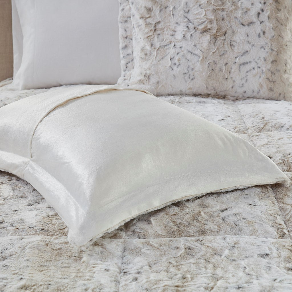 King Size Faux Fur Comforter and Pillow Set