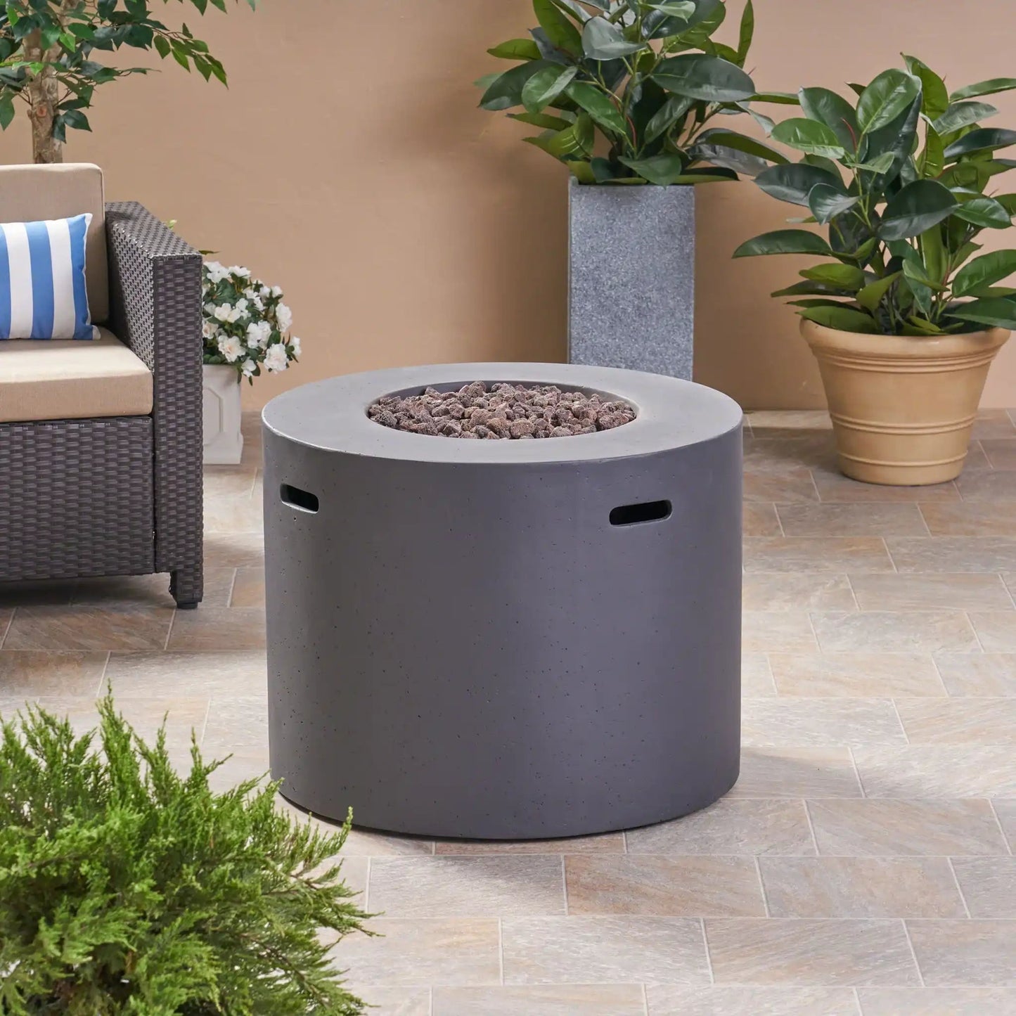 Round iron fire pit with 40,000 BTU, gray finish and lava rock fill, HouseOfZazla on Tampa Home & Garden Store