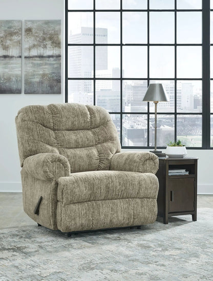 Movie Man Large Wall Recliner in Plush Upholstery