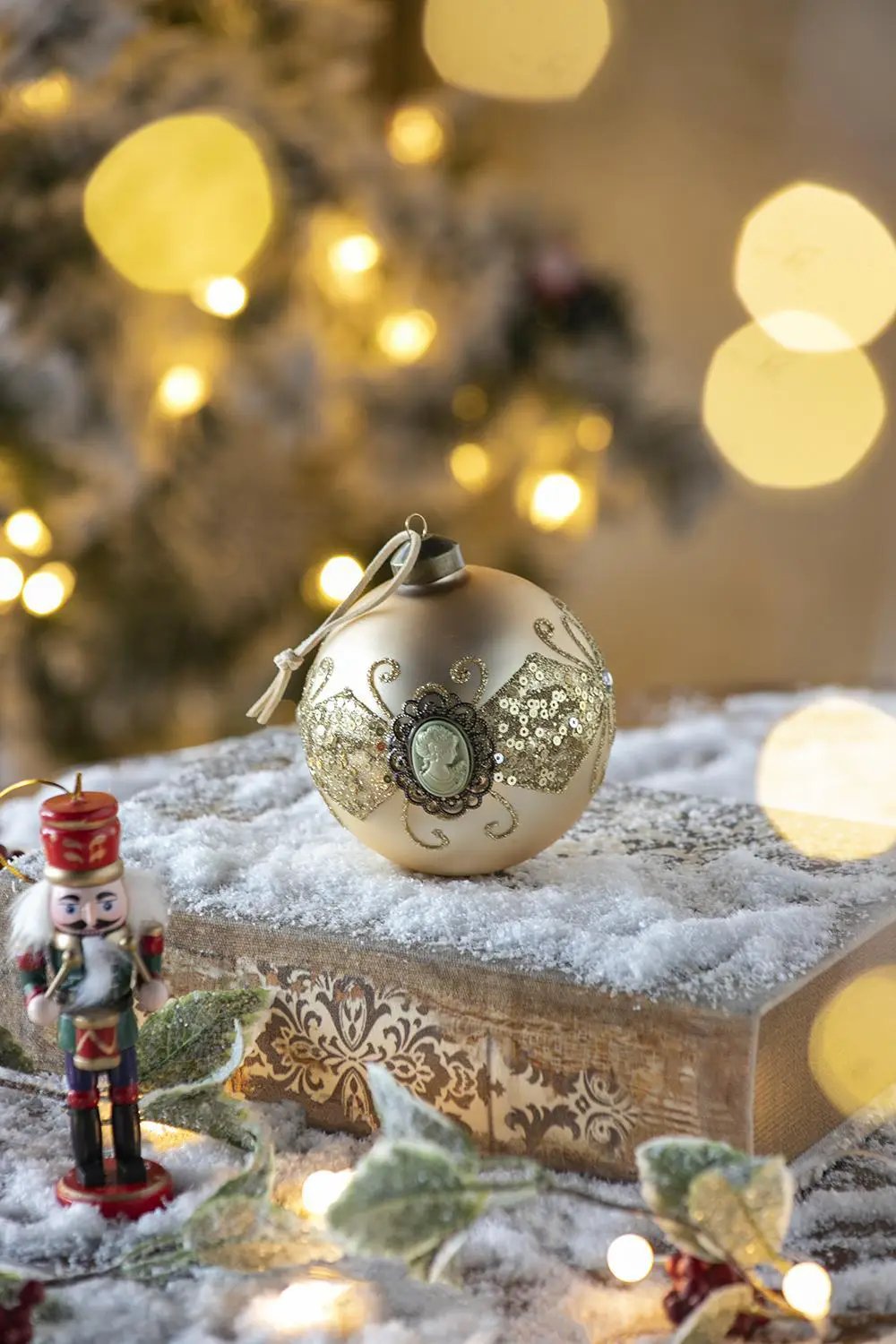Decorative Hanging Ball Christmas Ornaments set of 6, cream ball with gold glitter and cameo on Tampa Home & Garden Store