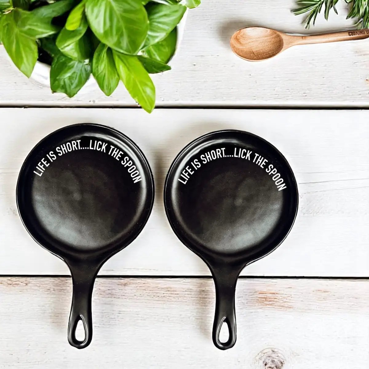 Lick the Spoon Bold Spoon Rest for Kitchen Style