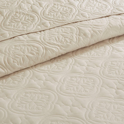 Cream Reversible Bedspread Set for Queen Beds