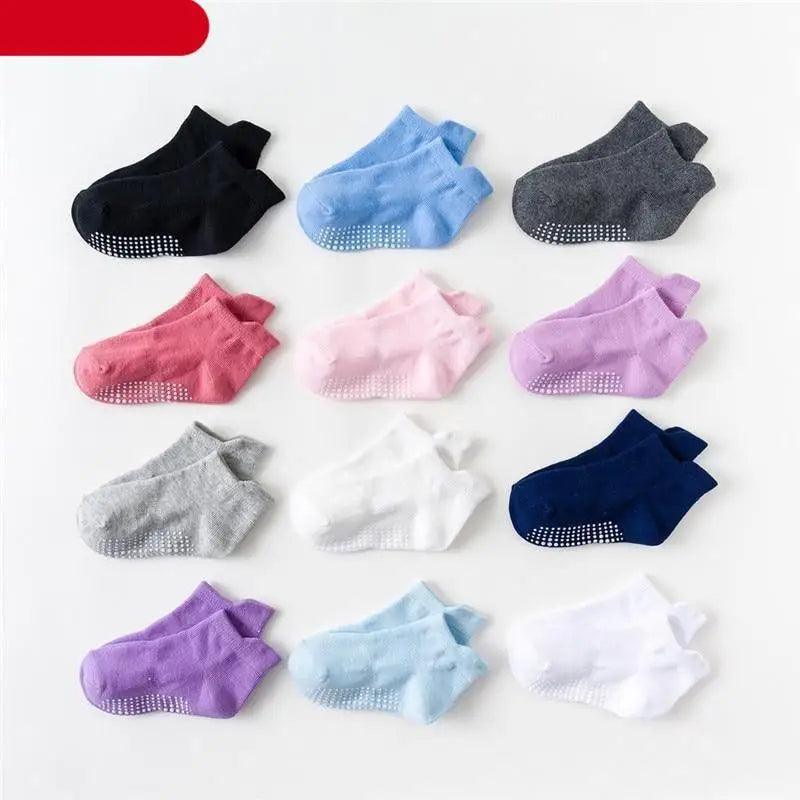 Stevvex children cotton anti-slip socks mixed colors with grip dots for ages 0-6 years kids on Tampa Home & Garden Store