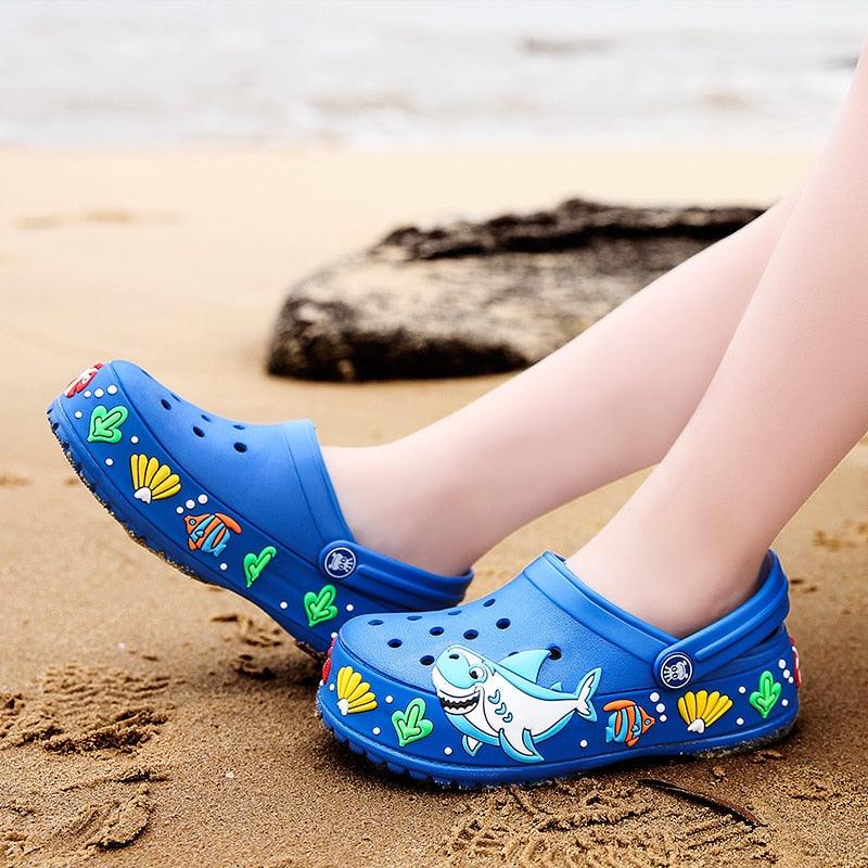 Stevvex kids blue slip-on clogs with ocean prints for quick-dry outdoor wear on Tampa Home & Garden Store