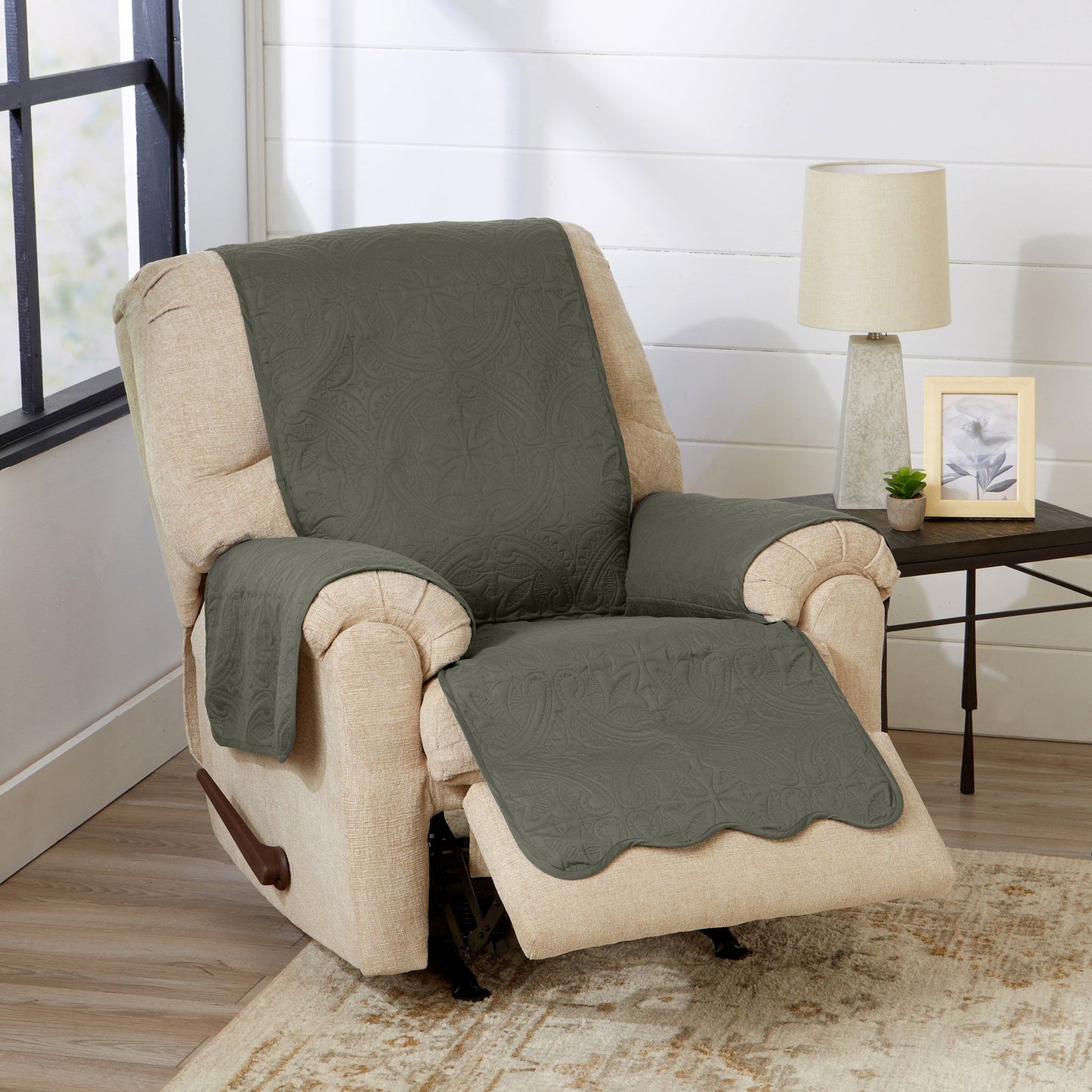Medallion Solid Color and Furniture Protector