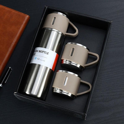 Stevvex thermos 500ml stainless steel vacuum with beige lid and two beige cups in box on Tampa Home & Garden Store