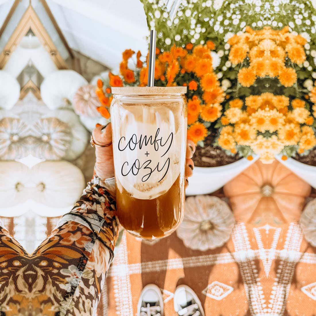 Comfy Cozy 17oz travel mug Gia Roma with straw and wood lid in amber glass on Tampa Home & Garden Store