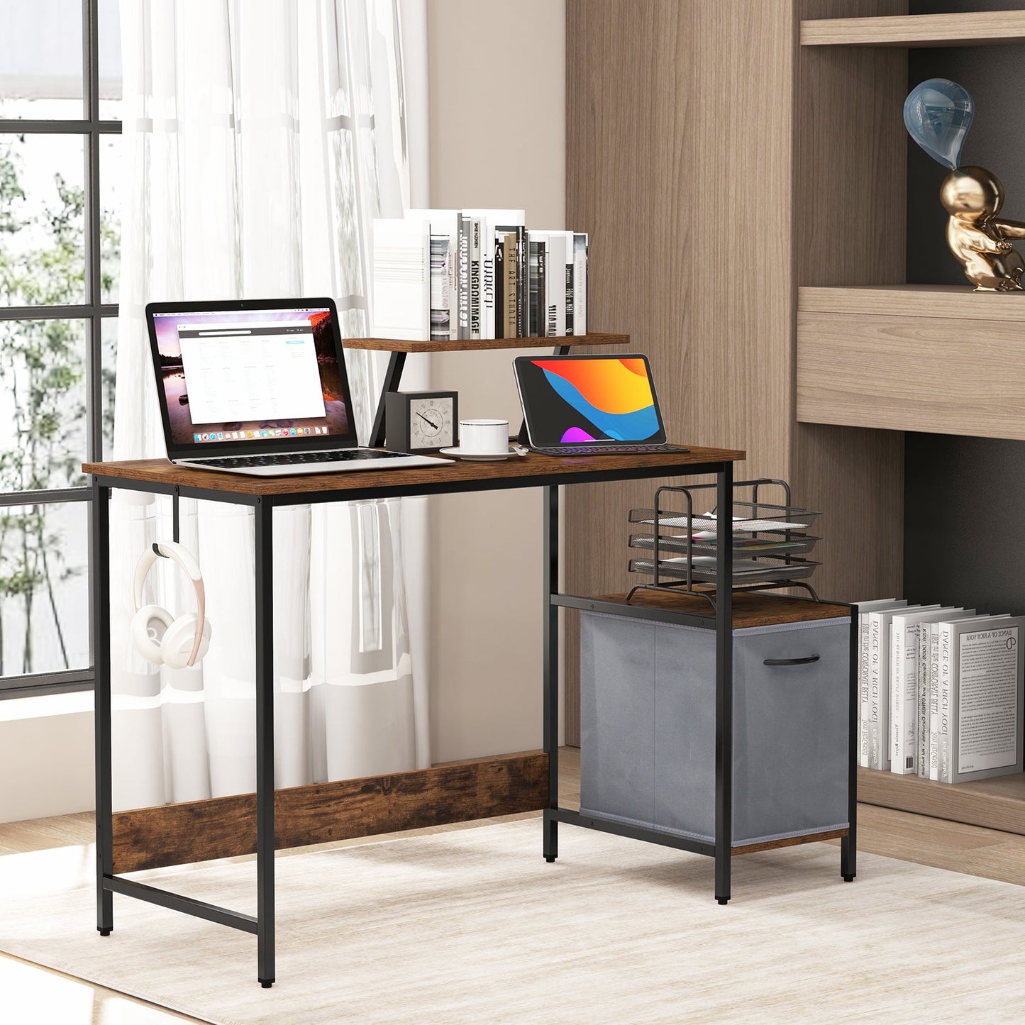 Escritorio para computadora con cajón de almacenamiento reversible y estante móvil - Marrón