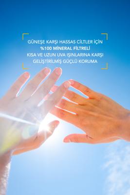 Sunscreen Beauty Care Bag imagery with blue sky and sun glare, two hands raised toward light on Tampa Home & Garden Store