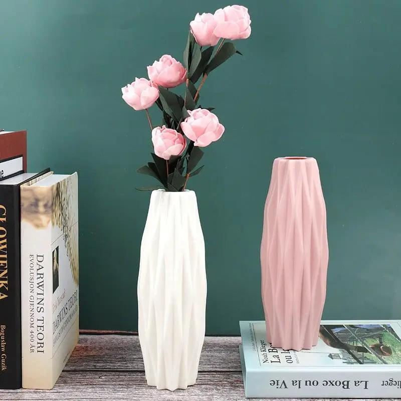 Creative White Ceramic Flower Vase Centerpiece