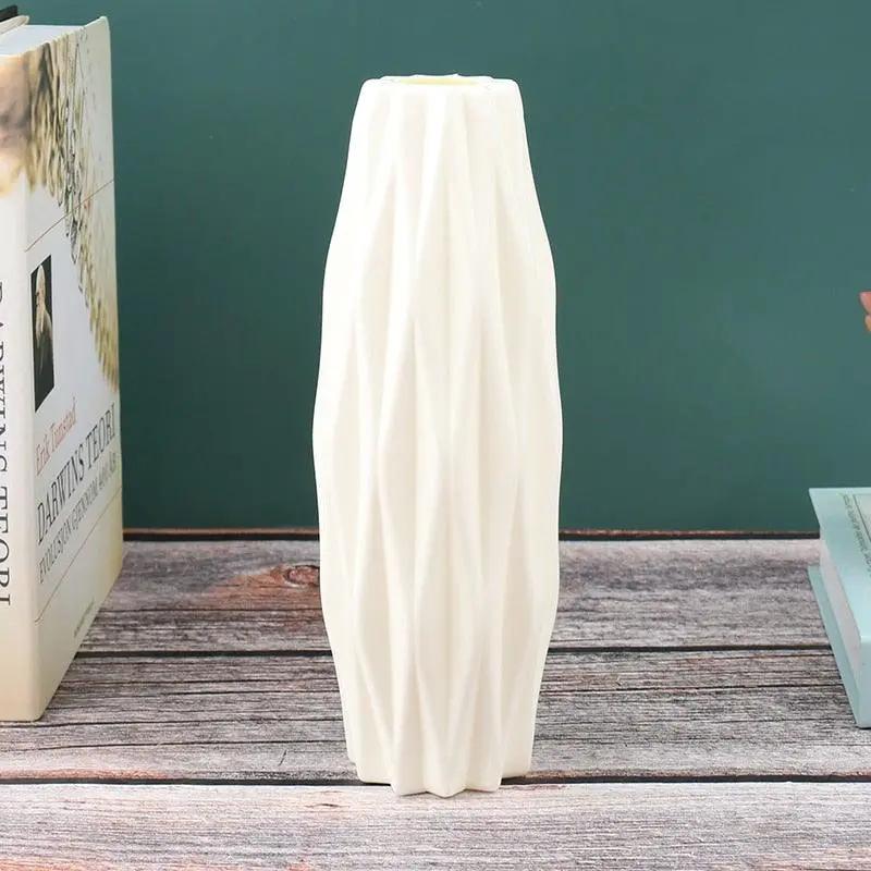Creative White Ceramic Flower Vase Centerpiece