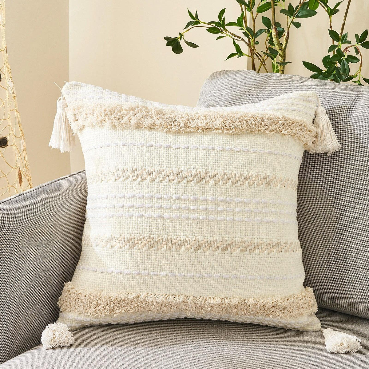 Cushion cover Stevvex beige tufted cotton-linen hand-woven pillowcase with tassel fringe on Tampa Home & Garden Store