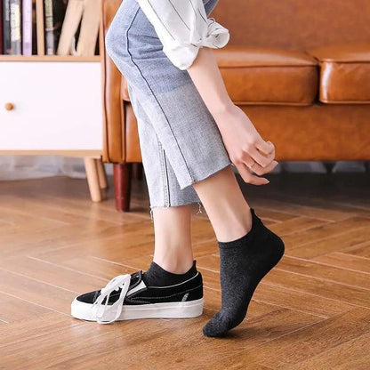 Cute Heart Design 4 Pairs Ankle Socks for Women black cotton Stevvex on Tampa Home & Garden Store